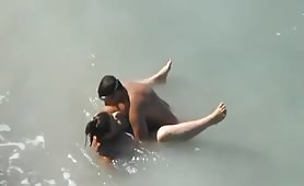 BBW banged in the sea